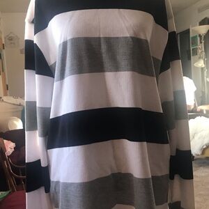 Linea Uomo Striped Black and Gray Women's Crew neck long tee.